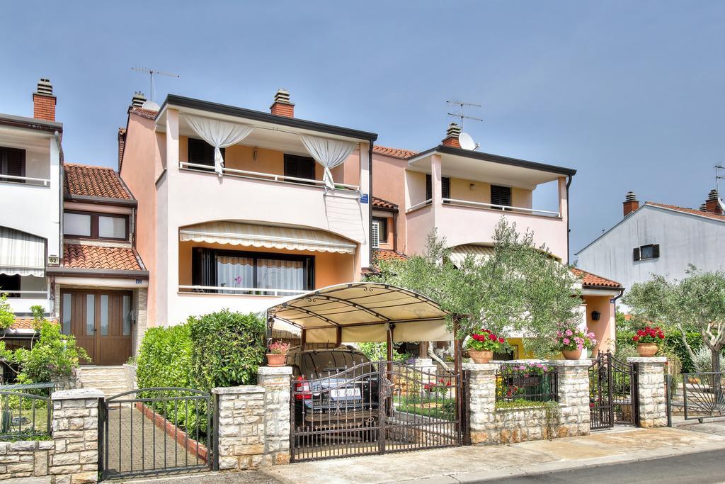 אומאג Apartment Roko מראה חיצוני תמונה