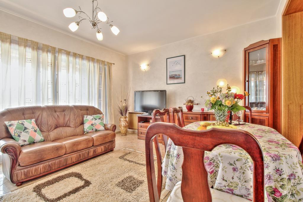 אומאג Apartment Roko מראה חיצוני תמונה