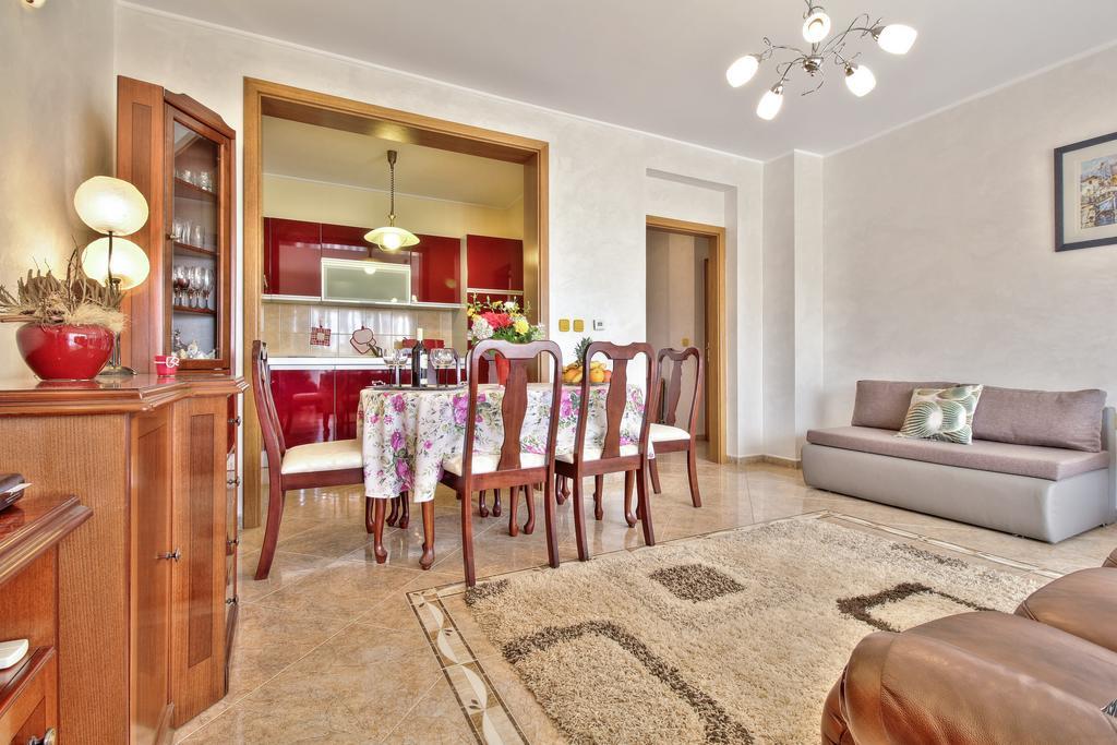 אומאג Apartment Roko מראה חיצוני תמונה